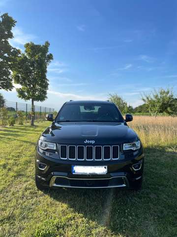 Imagine Jeep Grand Cherokee 3.0 CRD Overland Automatikgetriebe