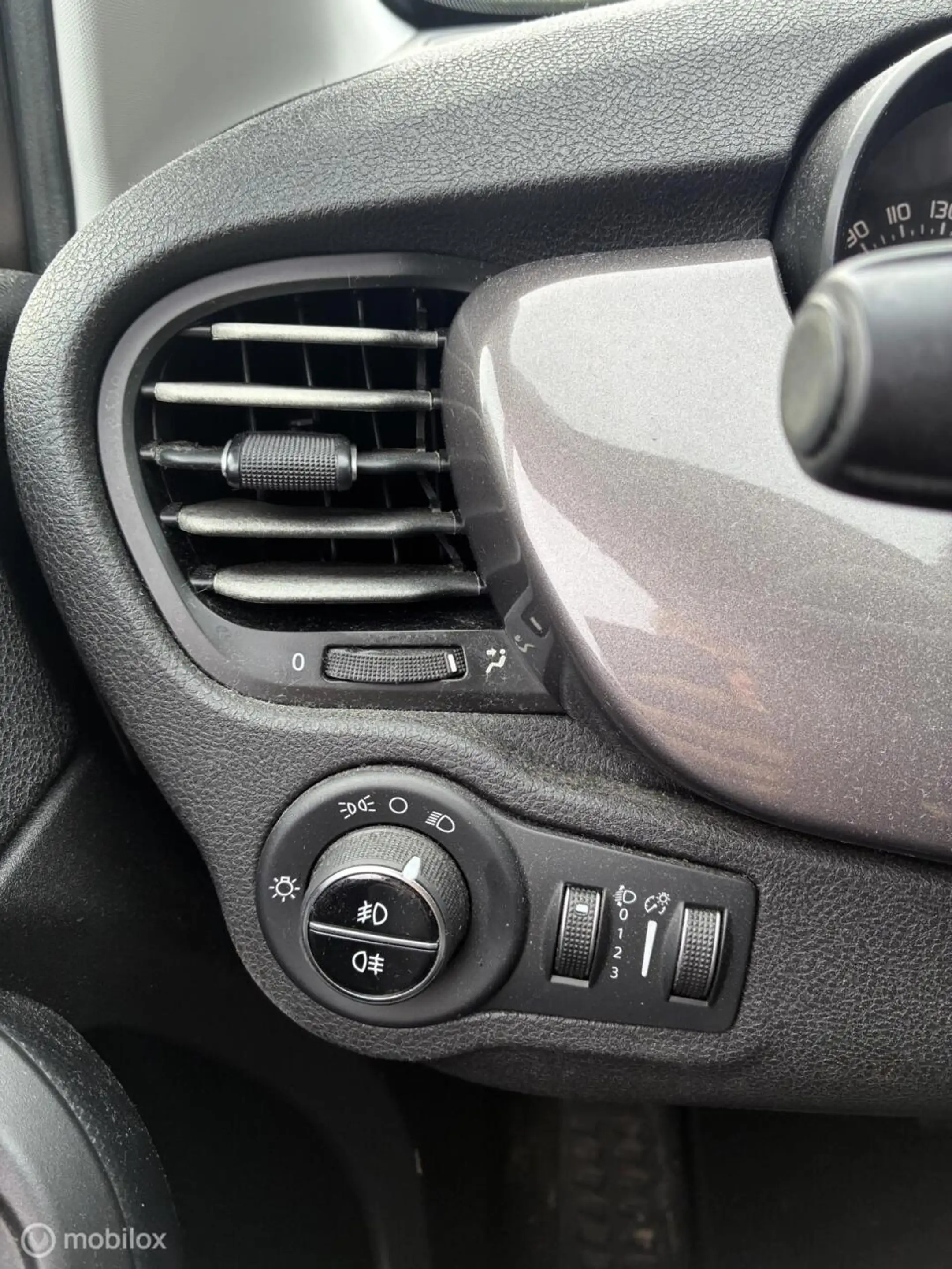 Fiat 500X 1.4 Turbo MultiAir PopStar — photo 27
