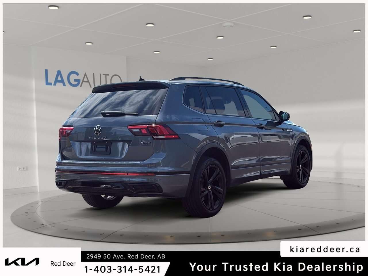 2024 Volkswagen Tiguan Comfortline R-Line Black Edtion AWD | Remote Start — снимка 1