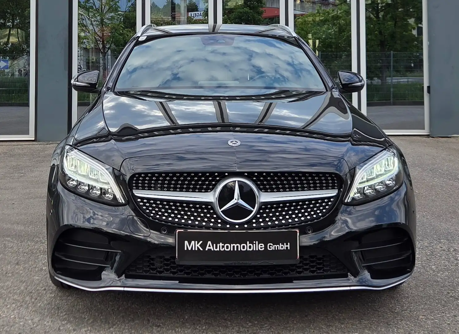 Mercedes-Benz C 220 C 220 d T 4Matic AMG Schwarz - 2
