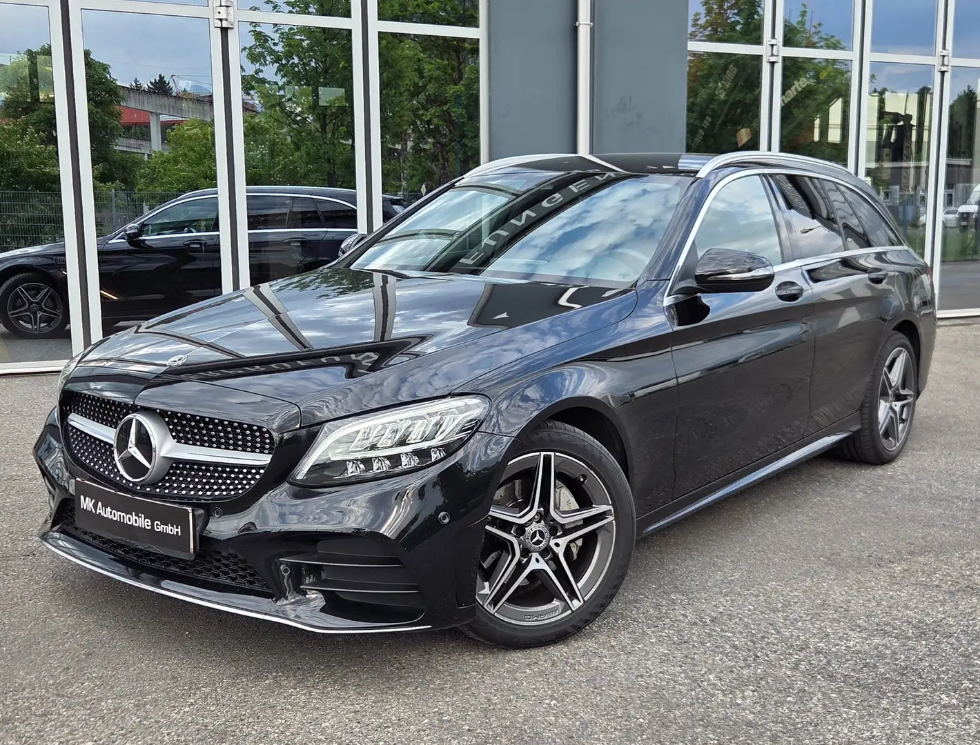 Mercedes-Benz C 220 C 220 d T 4Matic AMG Schwarz - 1