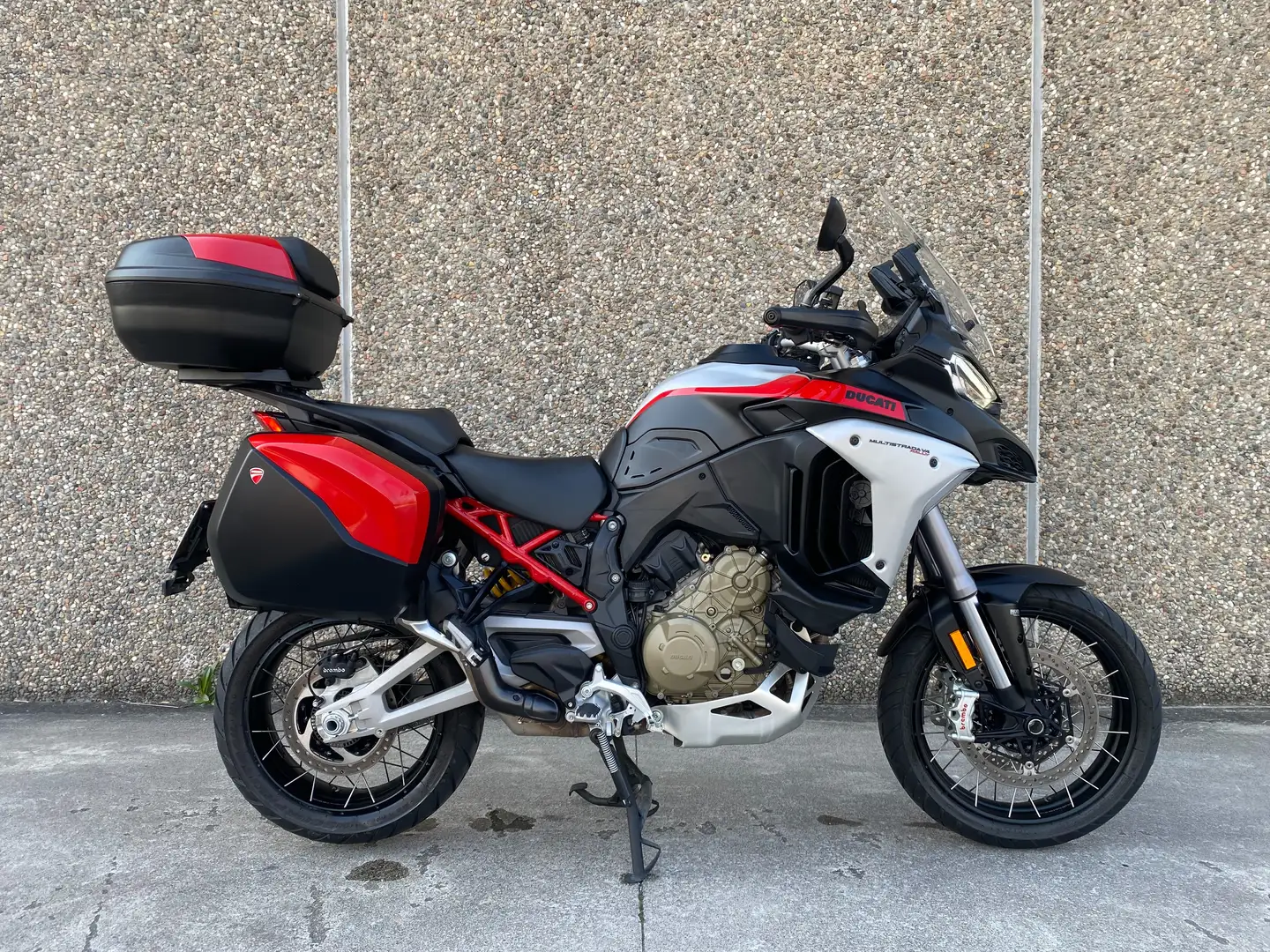 Ducati Multistrada V4 Rally Чорний - 1