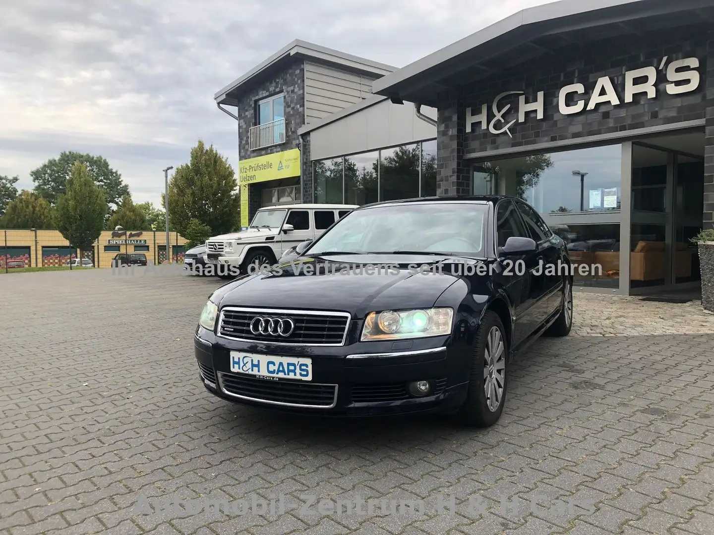 Audi A8 3.7 V8 40V Quattro Leder Xenon  Navi 2. Hand Синій - 1