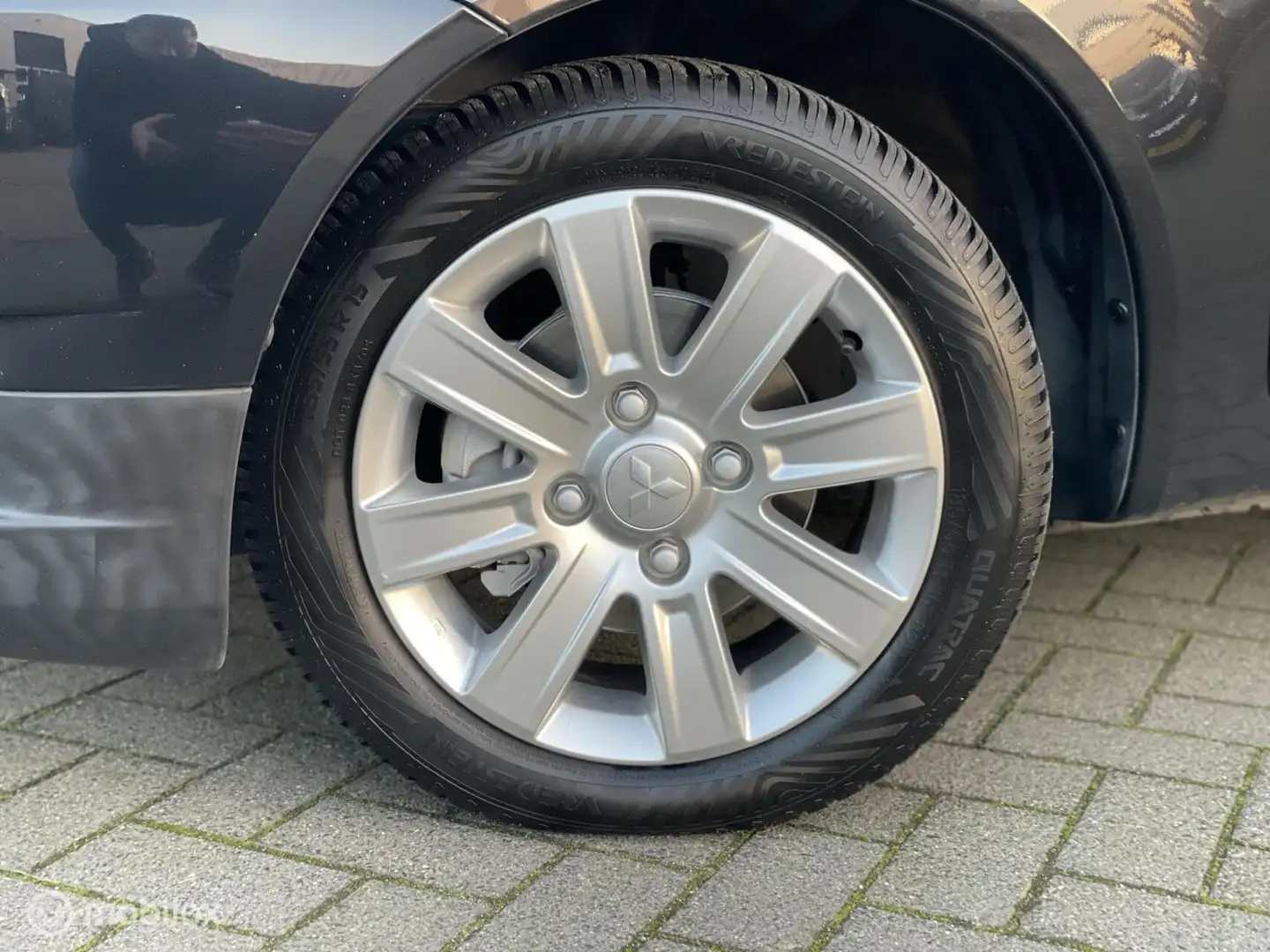 Mitsubishi Colt 1.3 Edition Two 5DRS Airco Cruise NAP Noir - 2