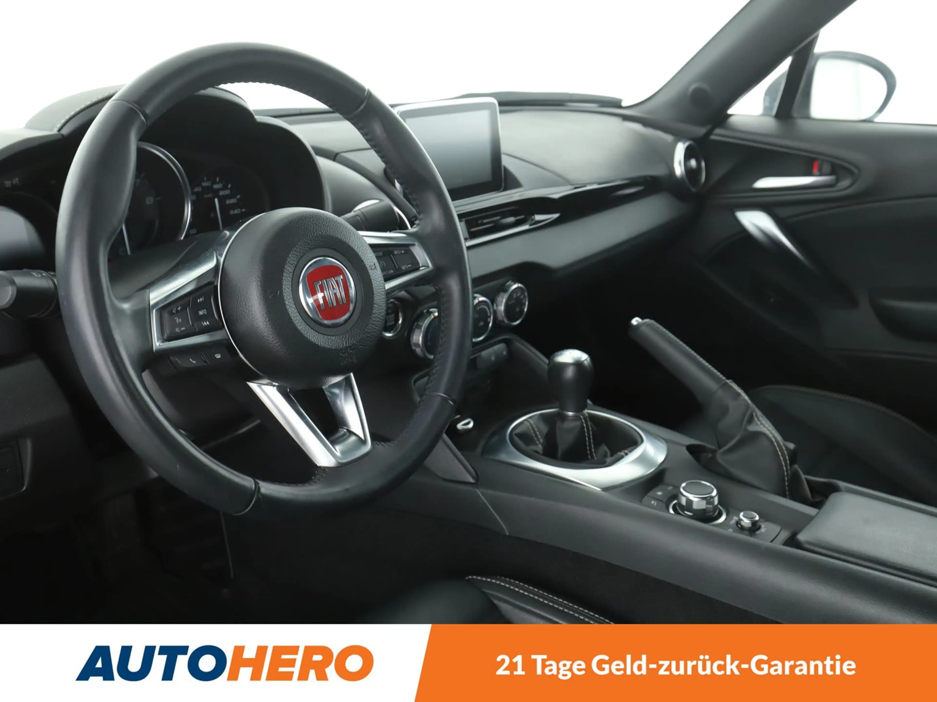 Fiat 124 Spider 1.4 Turbo Lusso *NAVI*CAM*SHZ*ALU*TEMPO* — photo 11