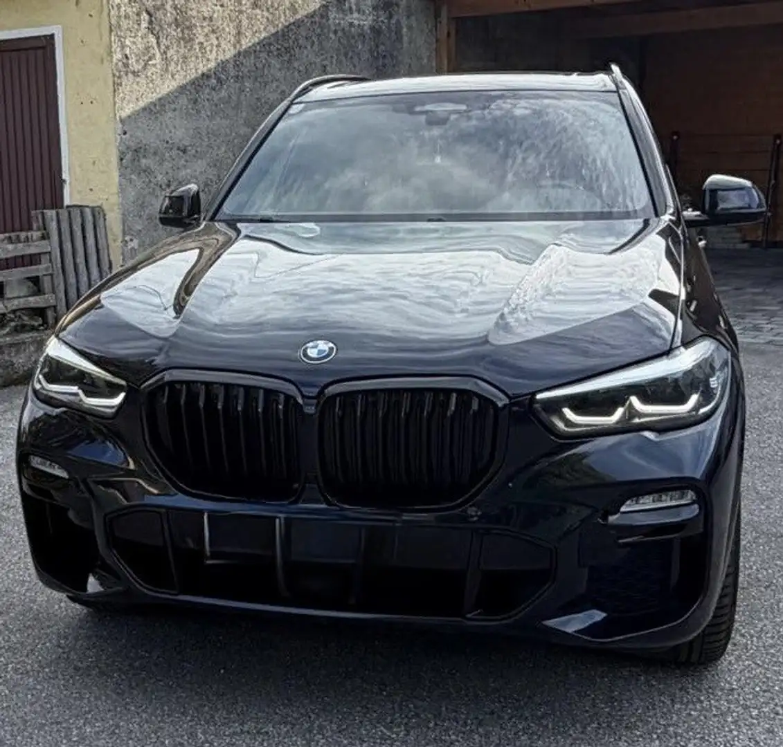 BMW X5 xDrive45e Schwarz - 2