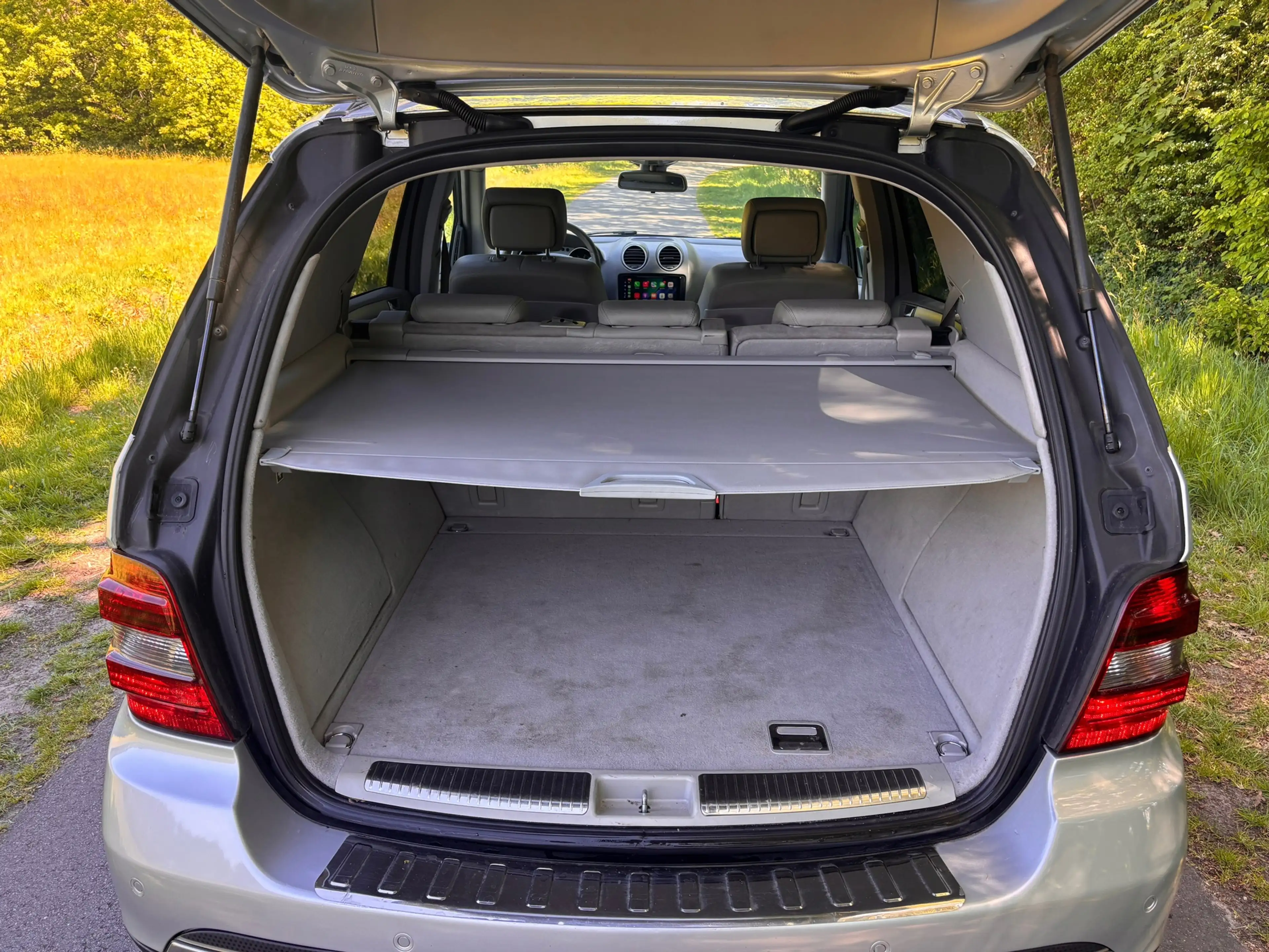 Mercedes-Benz ML 350 M-klasse | Automaat + Carplay + Nieuwe APK Nu € 7. — photo 12