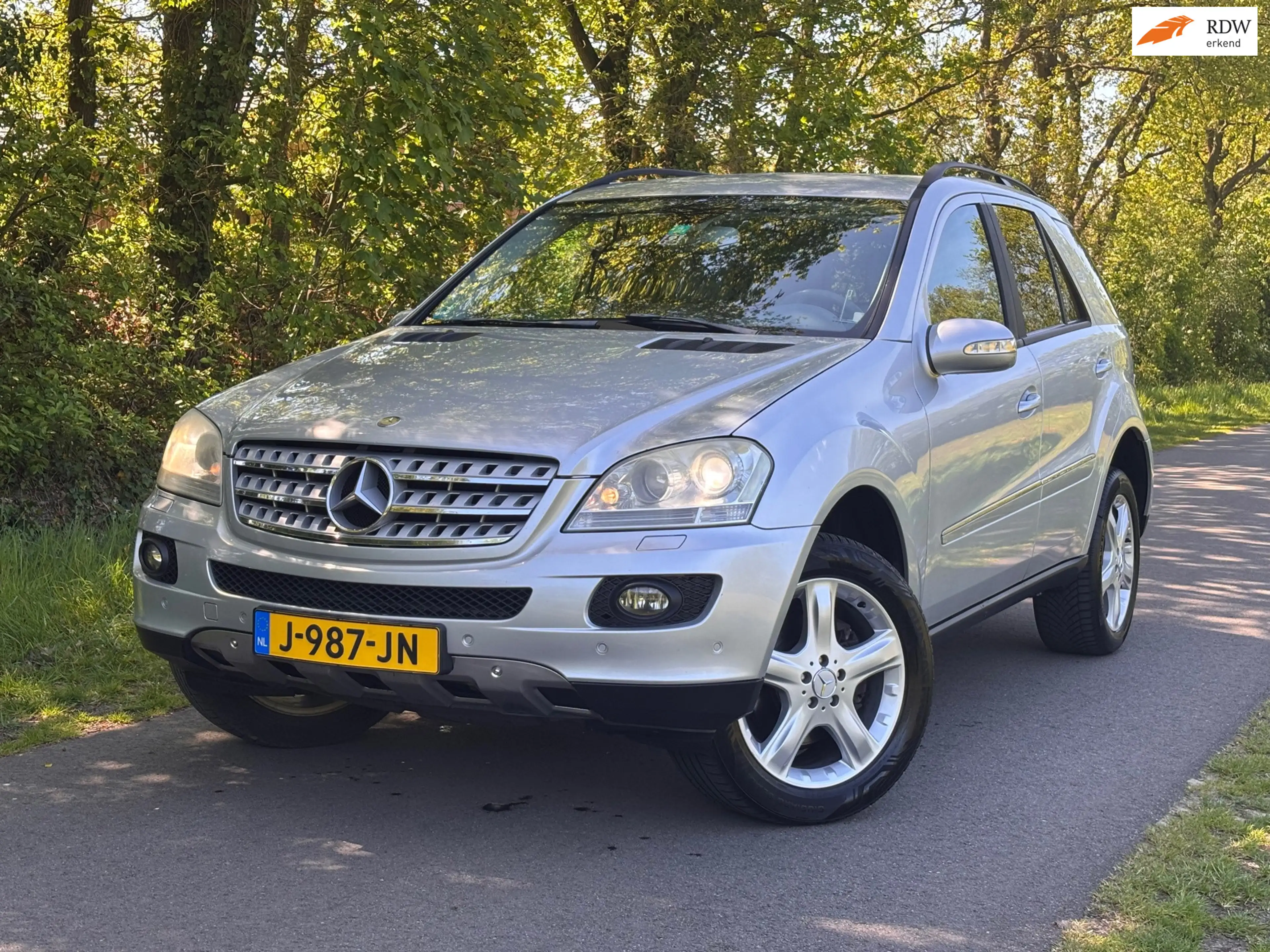 Mercedes-Benz ML 350 M-klasse | Automaat + Carplay + Nieuwe APK Nu € 7.