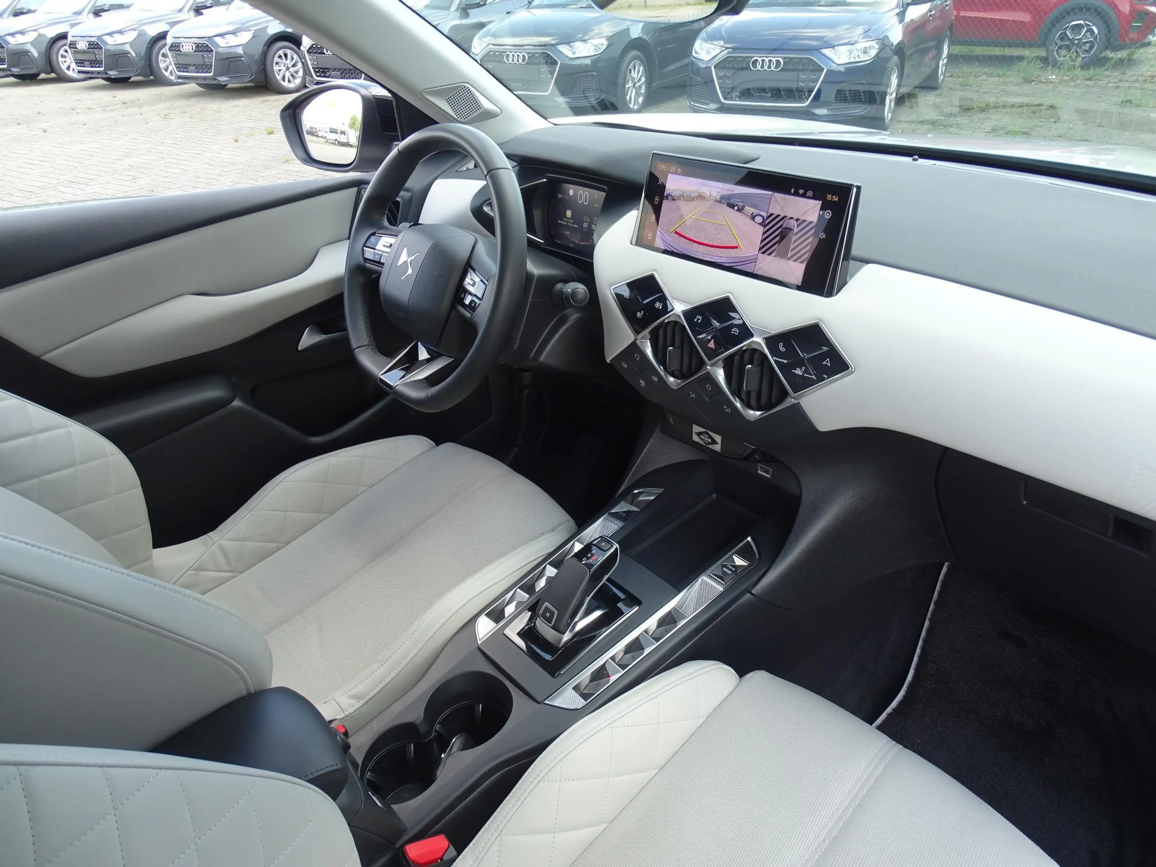DS Automobiles DS 3 1.2T Esprit de voyage automaat — photo 14