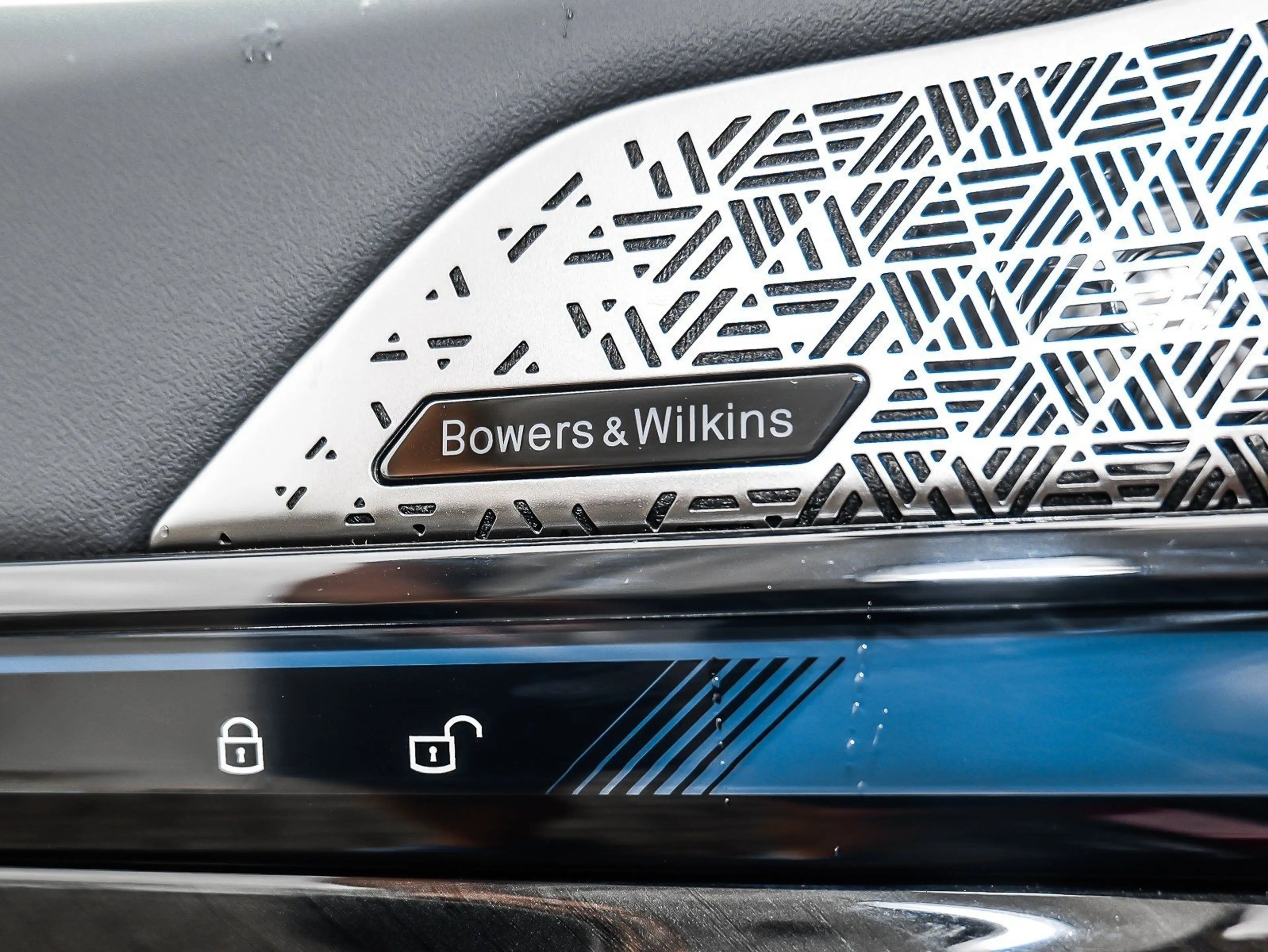 BMW 550 e xDrive Touring M Sport Pro HuD+AHK+Pano+Bowers&W — photo 15
