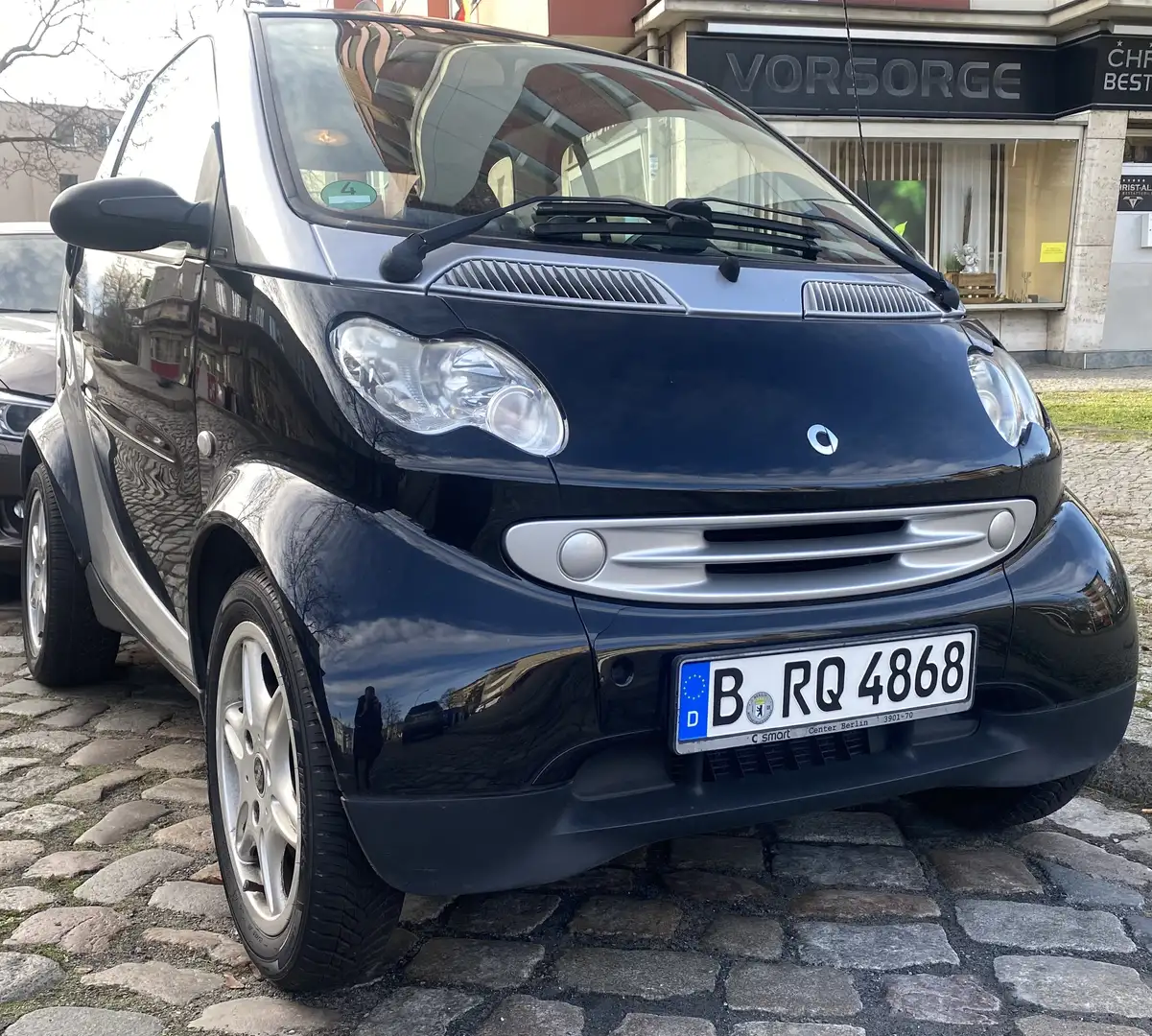 smart forTwo Basis (45kW) Šedá - 2