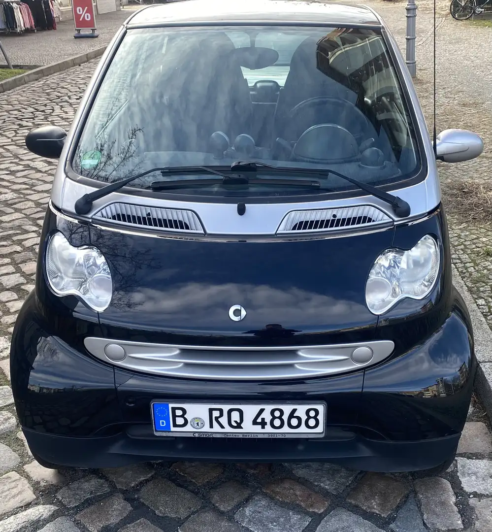 smart forTwo Basis (45kW) Šedá - 1