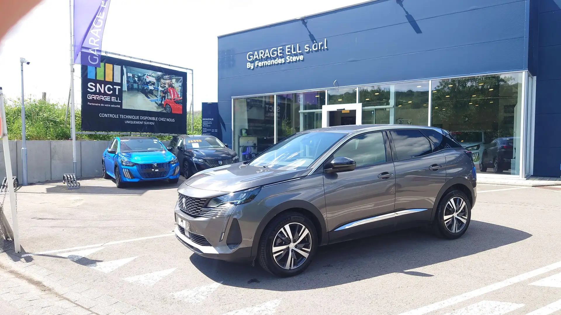 Peugeot 3008 Allure Pack Gris - 2