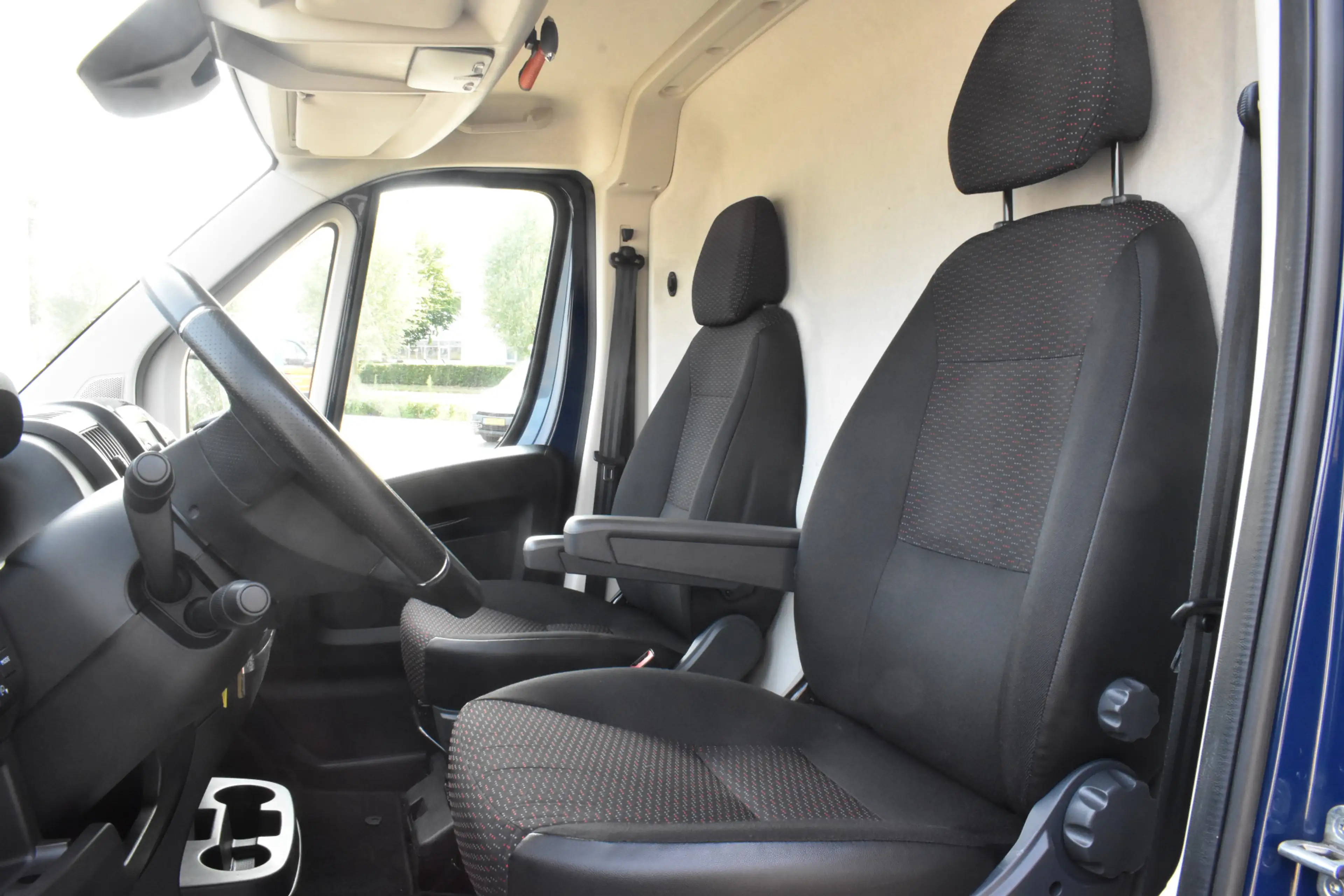 Citroen Jumper BlueHDi 140 L2H2 Control Economy Navi | Airco | Tr — photo 2