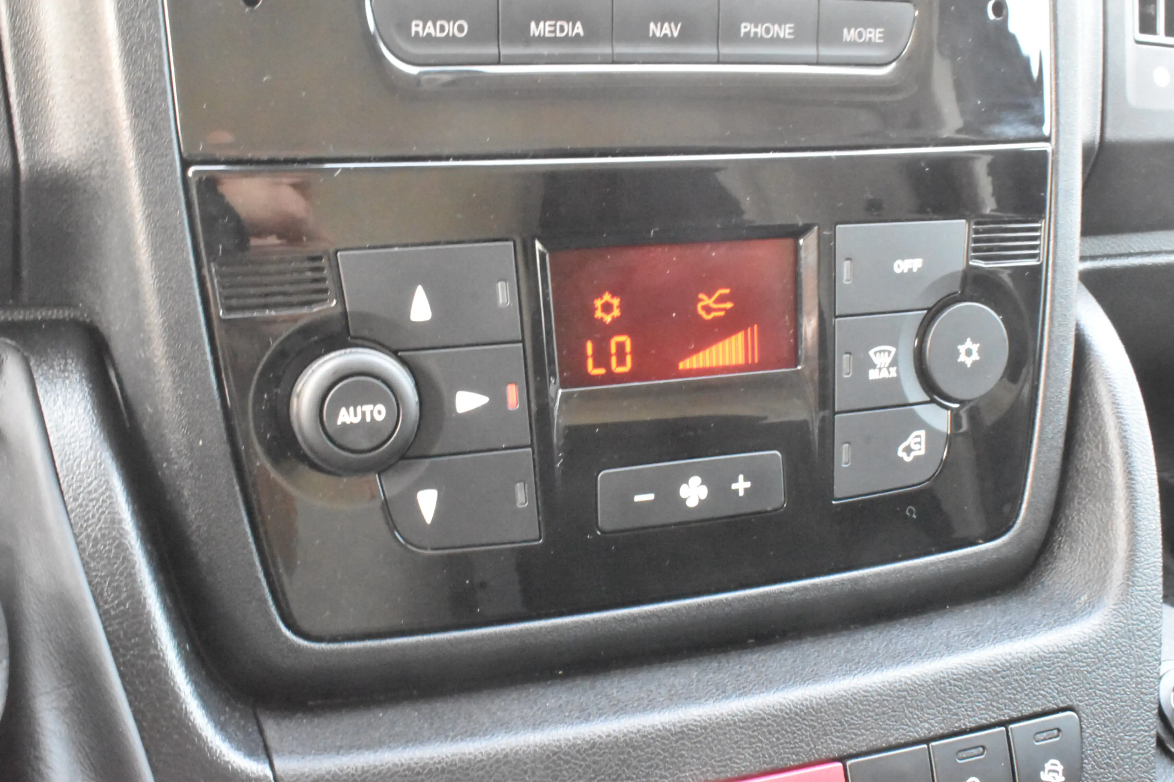 Citroen Jumper BlueHDi 140 L2H2 Control Economy Navi | Airco | Tr — photo 6