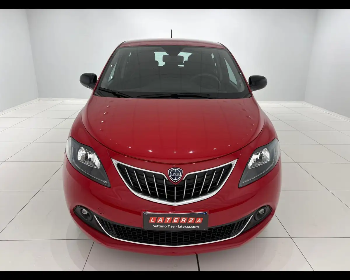 Lancia Ypsilon 2023 — фото 13