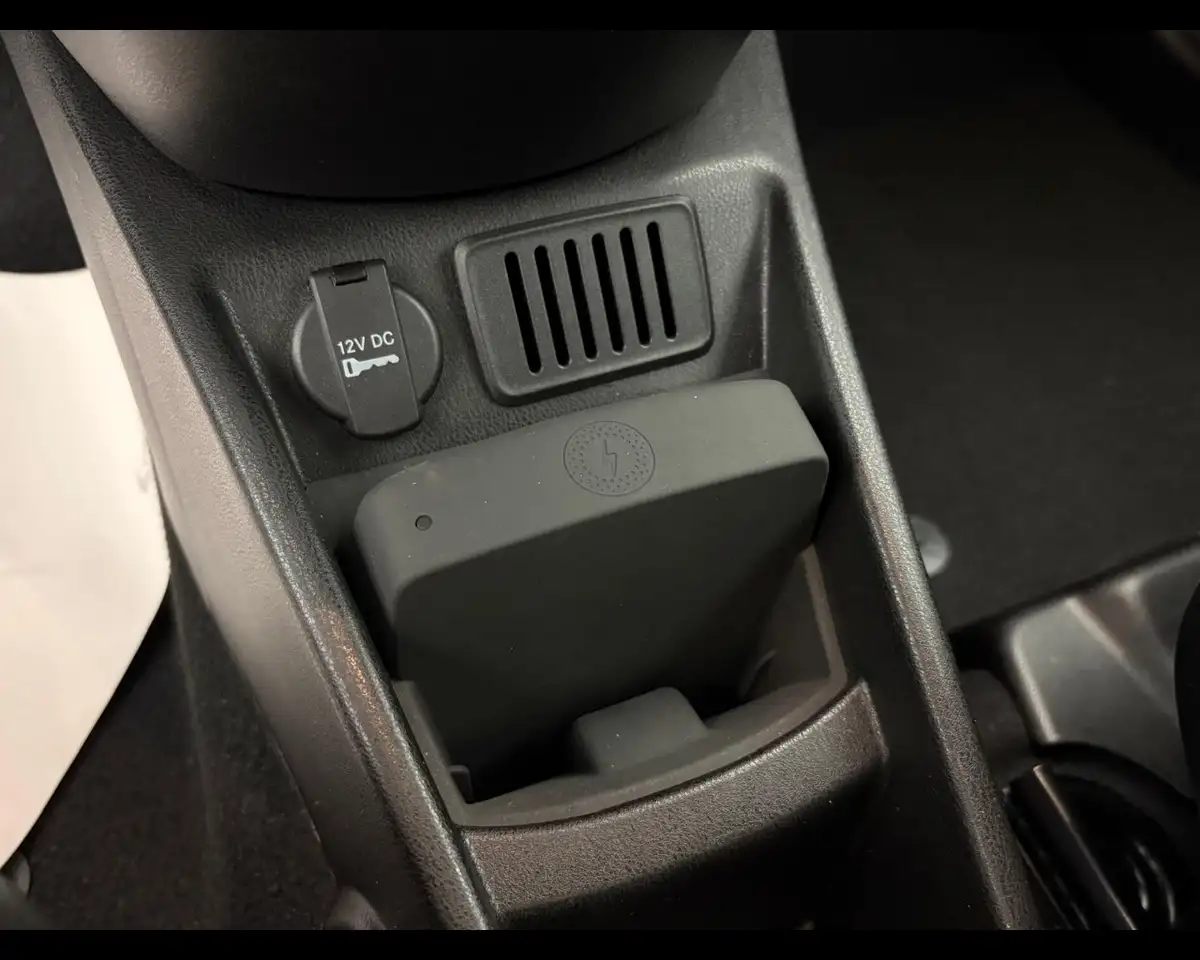 Lancia Ypsilon 2023 — фото 10