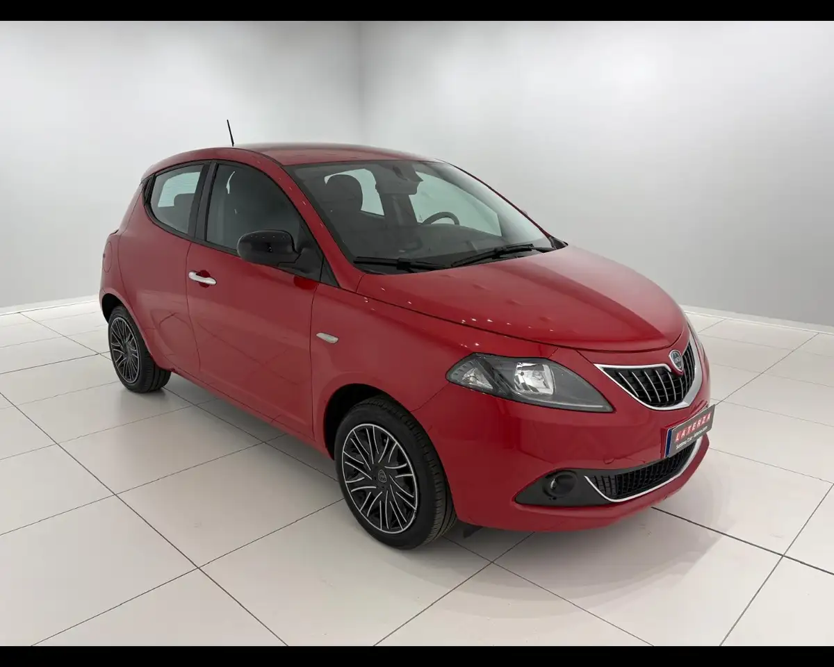 Lancia Ypsilon 2023