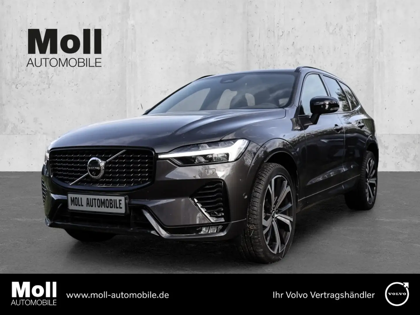 Volvo XC60 Ultimate Dark AWD B5 Benzin EU6d Allrad HUD StandH Grau - 1