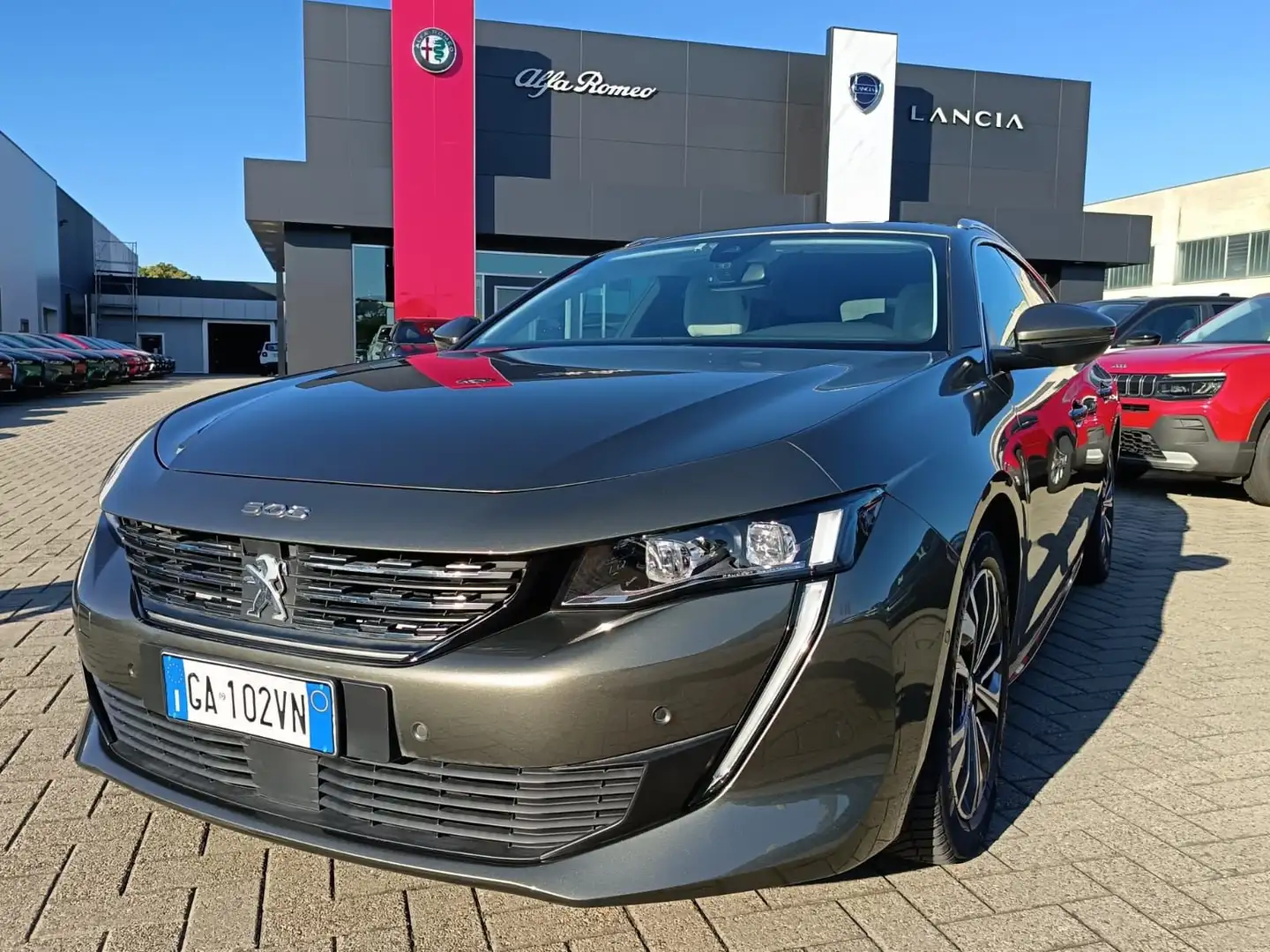 Peugeot 508 508 BlueHDi 130 Stop&Start EAT8 Allure Grau - 2