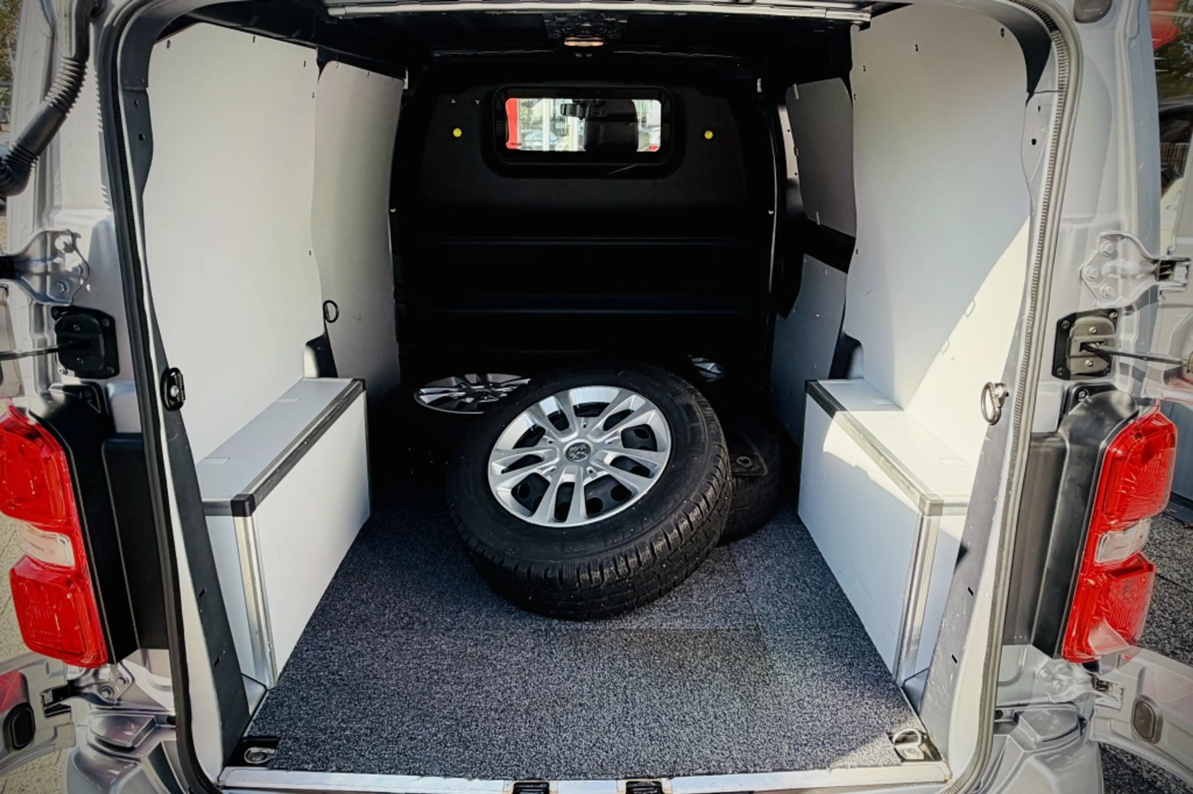 Peugeot Expert 2.0 BlueHDI Asphalt MARGE | AIRCO | TREKHAAK | CAM — photo 14