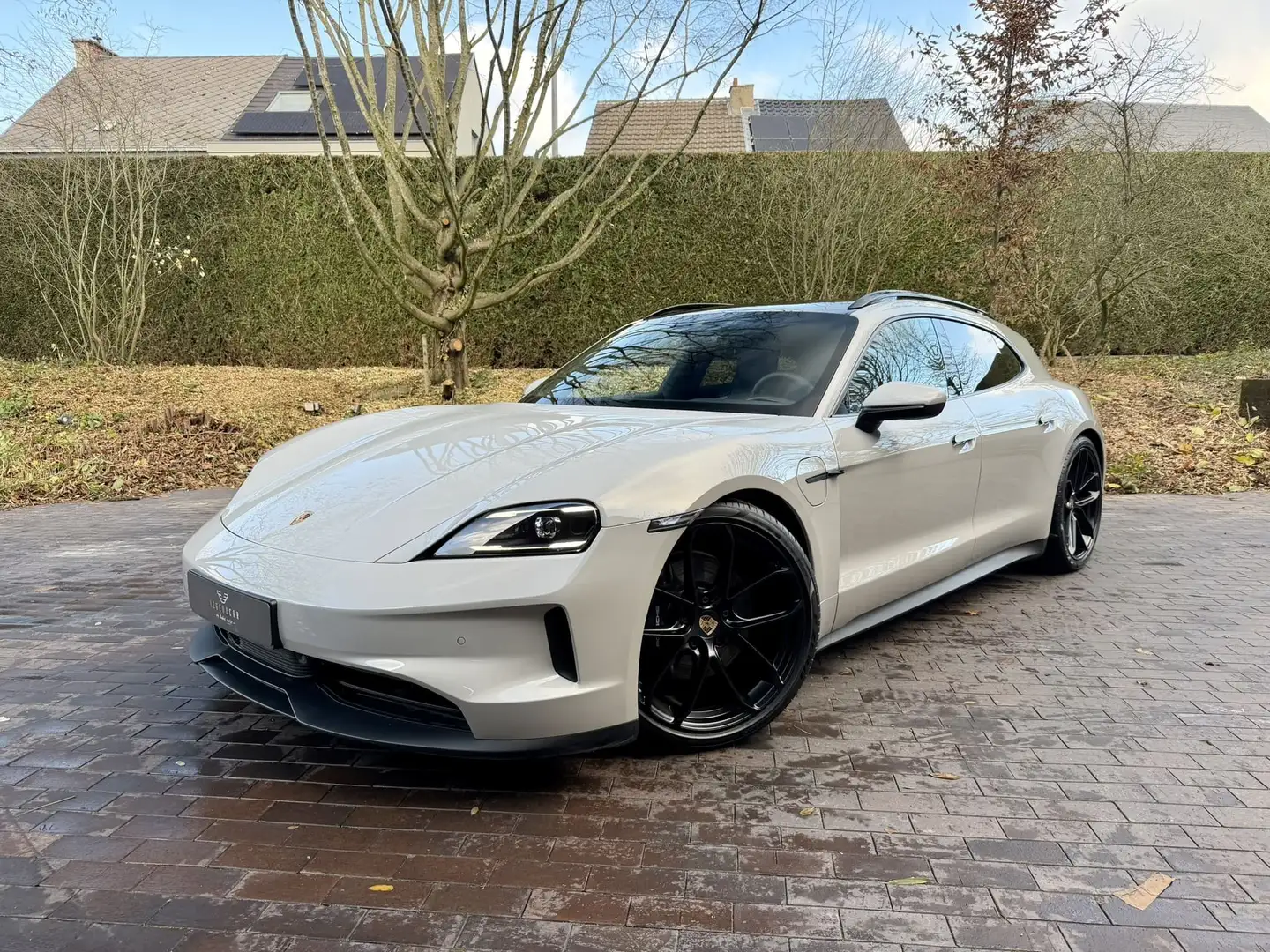 Porsche Taycan Facelift Sport Turismo 105kWh/Crayon/BOSE/Pano/ACC Grijs - 1
