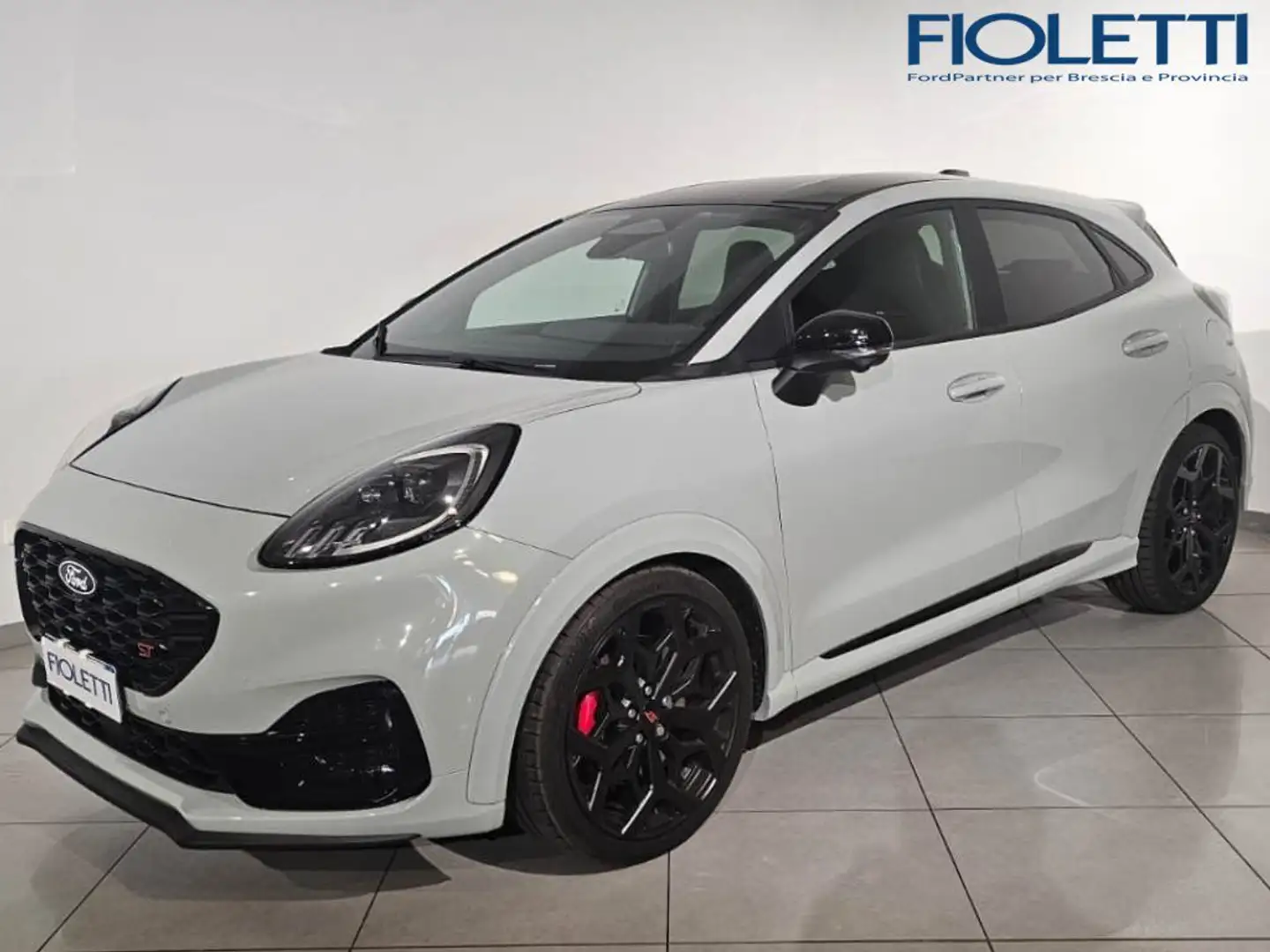 Ford Puma 1.0 EcoBoost Hybrid 160 CV aut. ST Šedá - 1