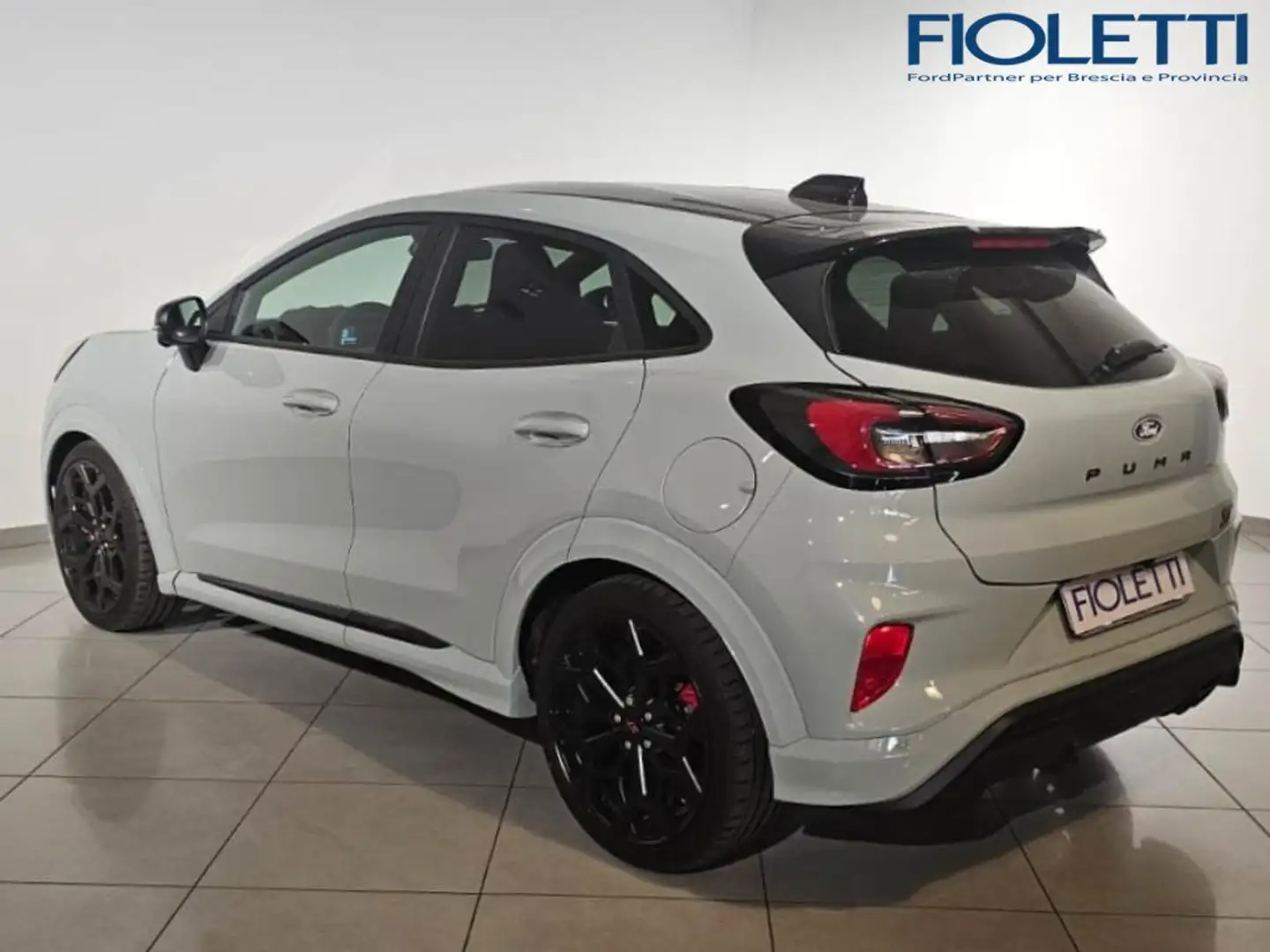 Ford Puma 1.0 EcoBoost Hybrid 160 CV aut. ST Šedá - 2