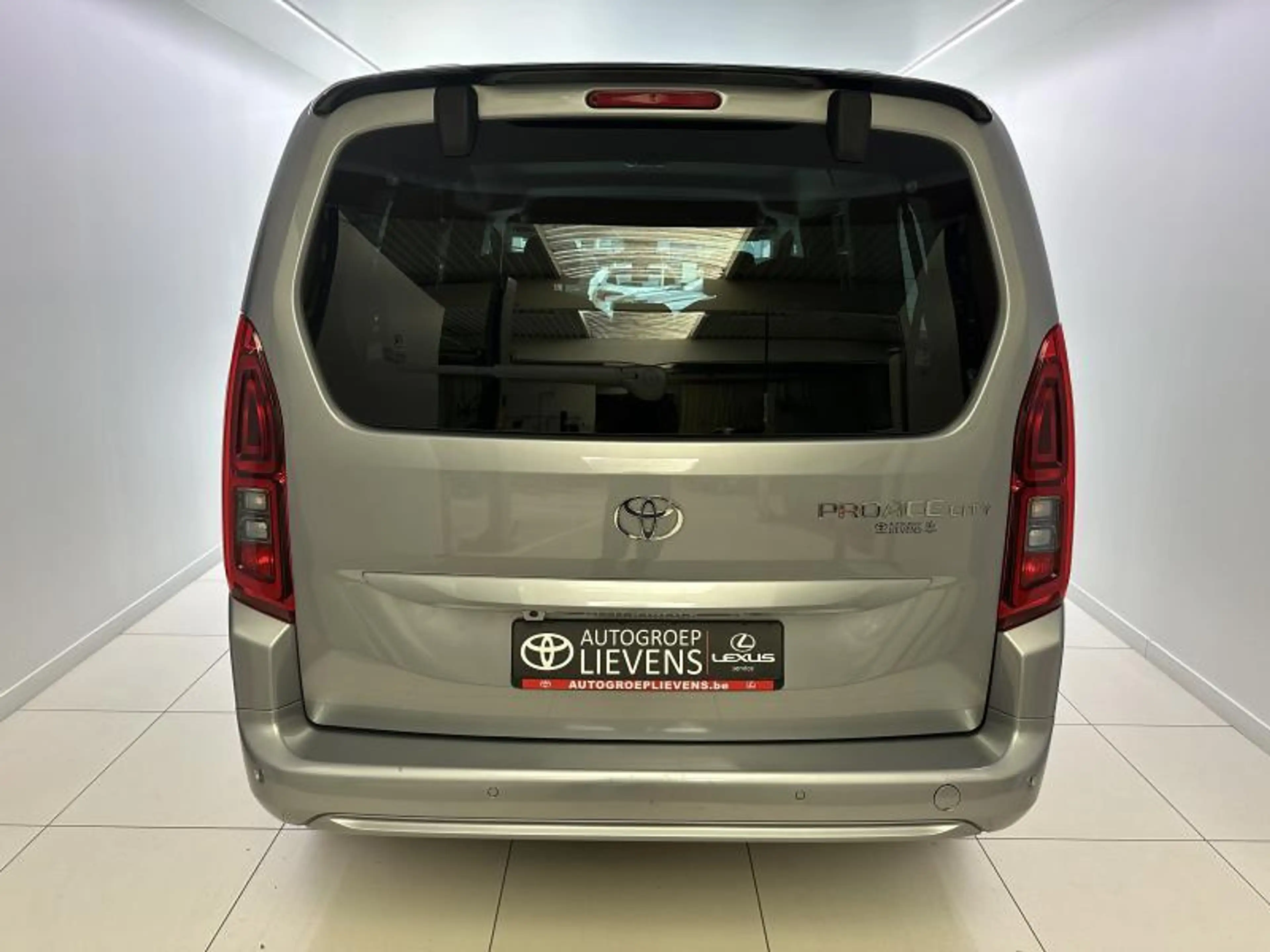 Toyota Verso 1.5 D AT FAMILY 7PL — photo 6