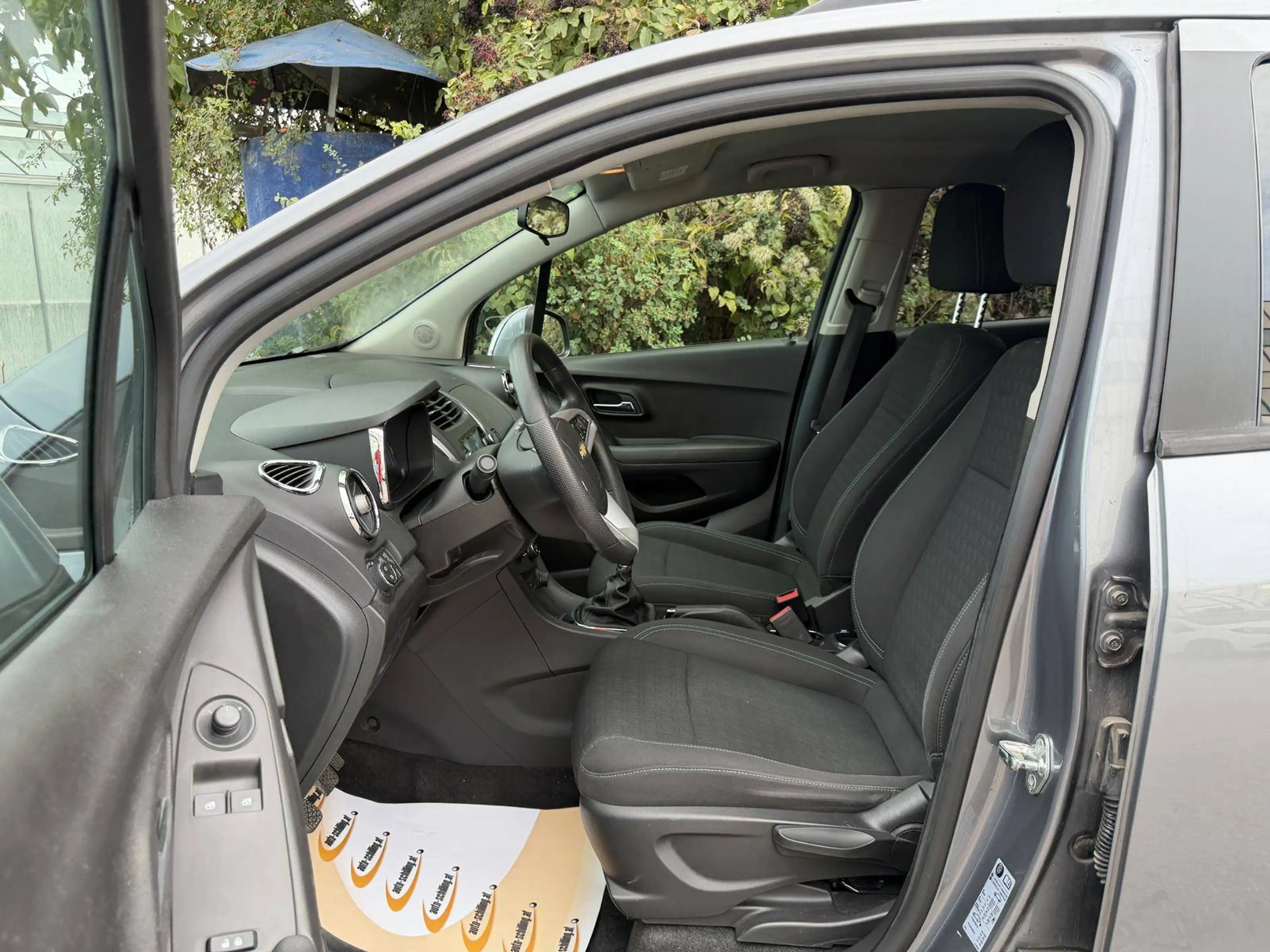 Chevrolet Trax 1.6i Benzin ** 52.000km** Pickerl 08/2027 — photo 8