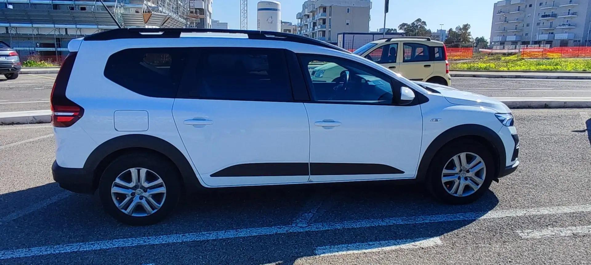 Dacia Jogger 7 posti GPL Bianco - 2