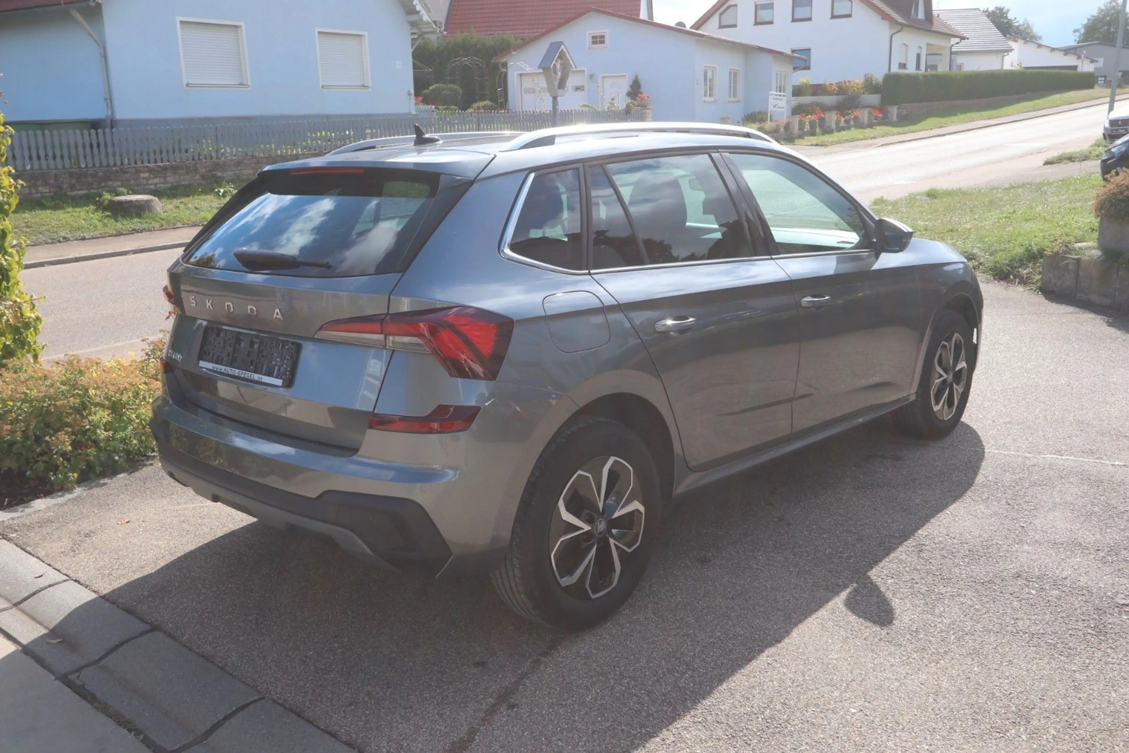 Skoda Kamiq Selection LED Keyless Kamera Carplay MFL — photo 6