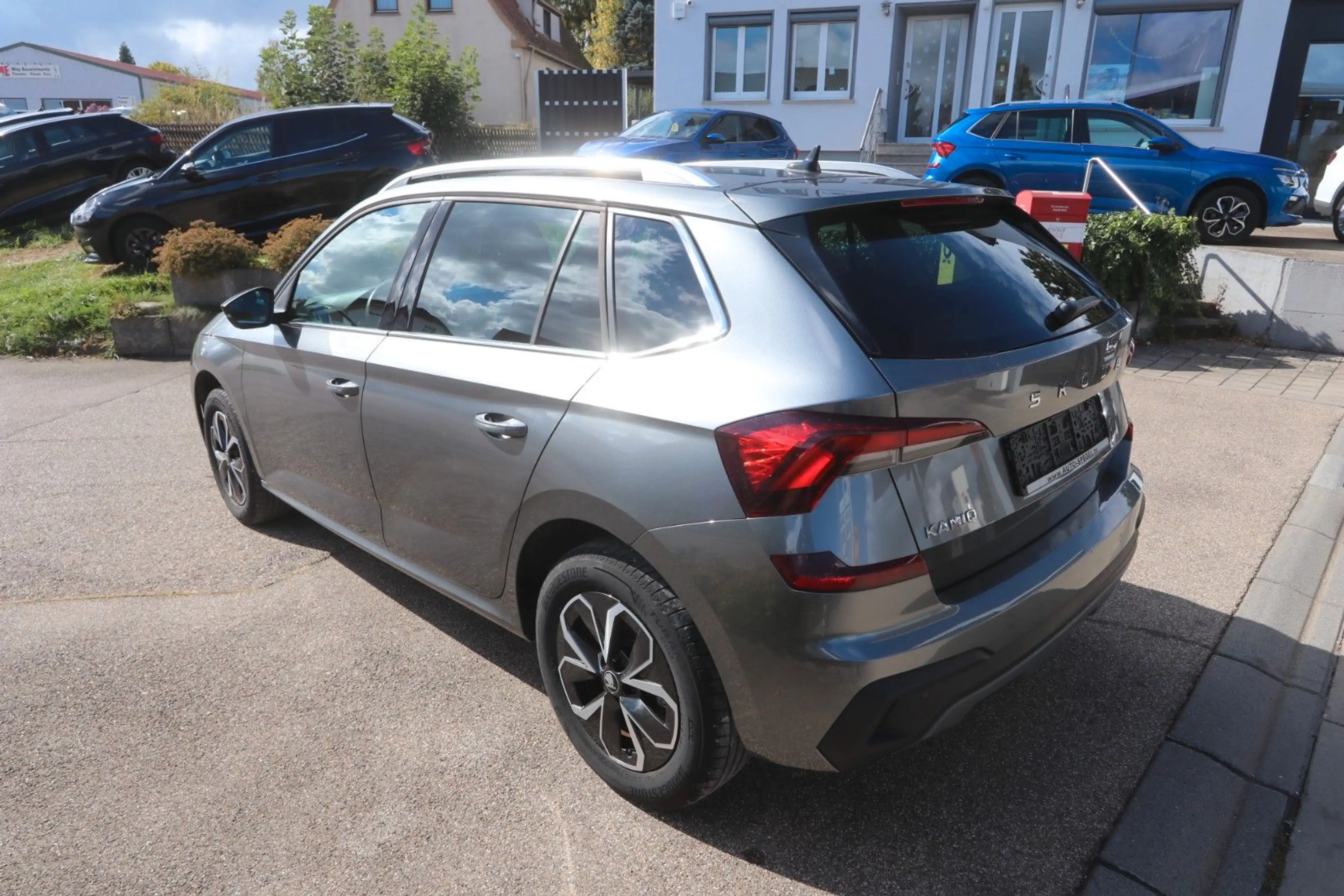 Skoda Kamiq Selection LED Keyless Kamera Carplay MFL — photo 8