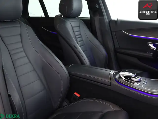 Mercedes-Benz E-Class view 12