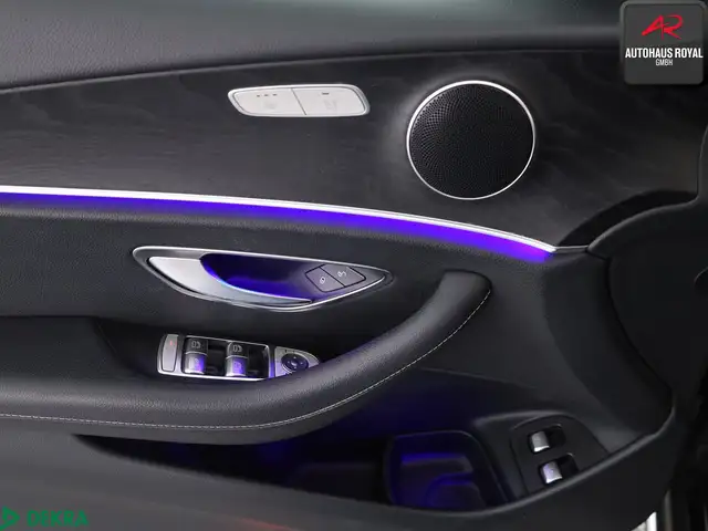 Mercedes-Benz E-Class view 14
