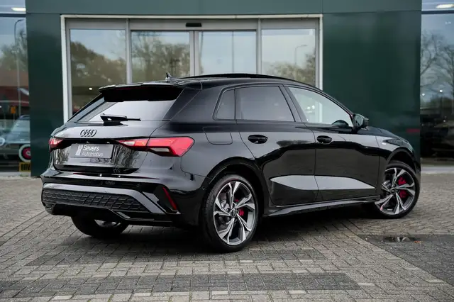 Audi A3 view 3