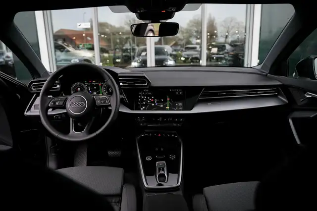 Audi A3 view 4
