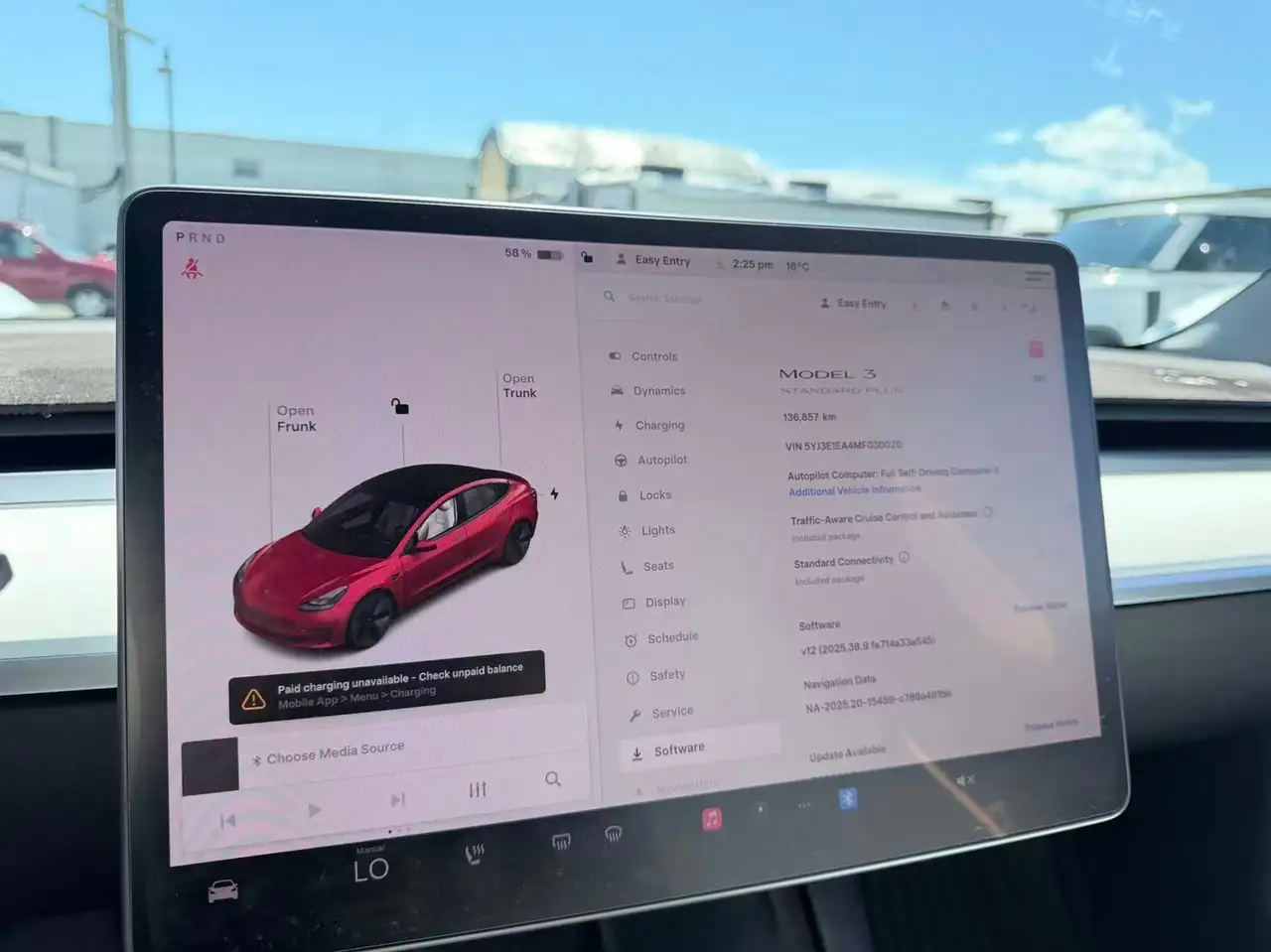 Tesla Model 3 fotografie Tesla Model 3