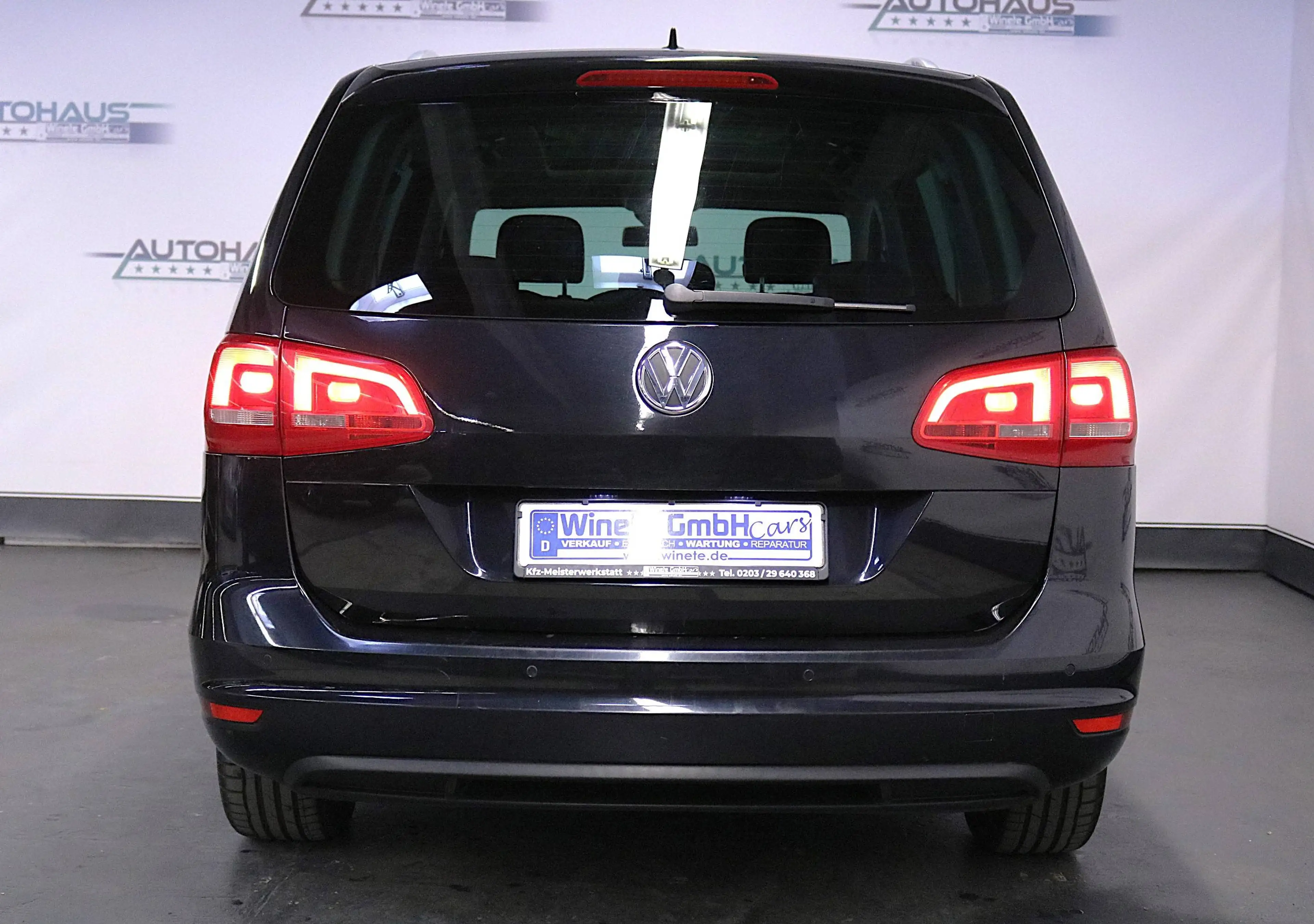 Volkswagen Sharan 2.0TDI Highline BMT 4Motion 7SITZER*NAVI*PANO*SHZ*LEDER*LED*XENON*PDC*u.v.m — photo 10