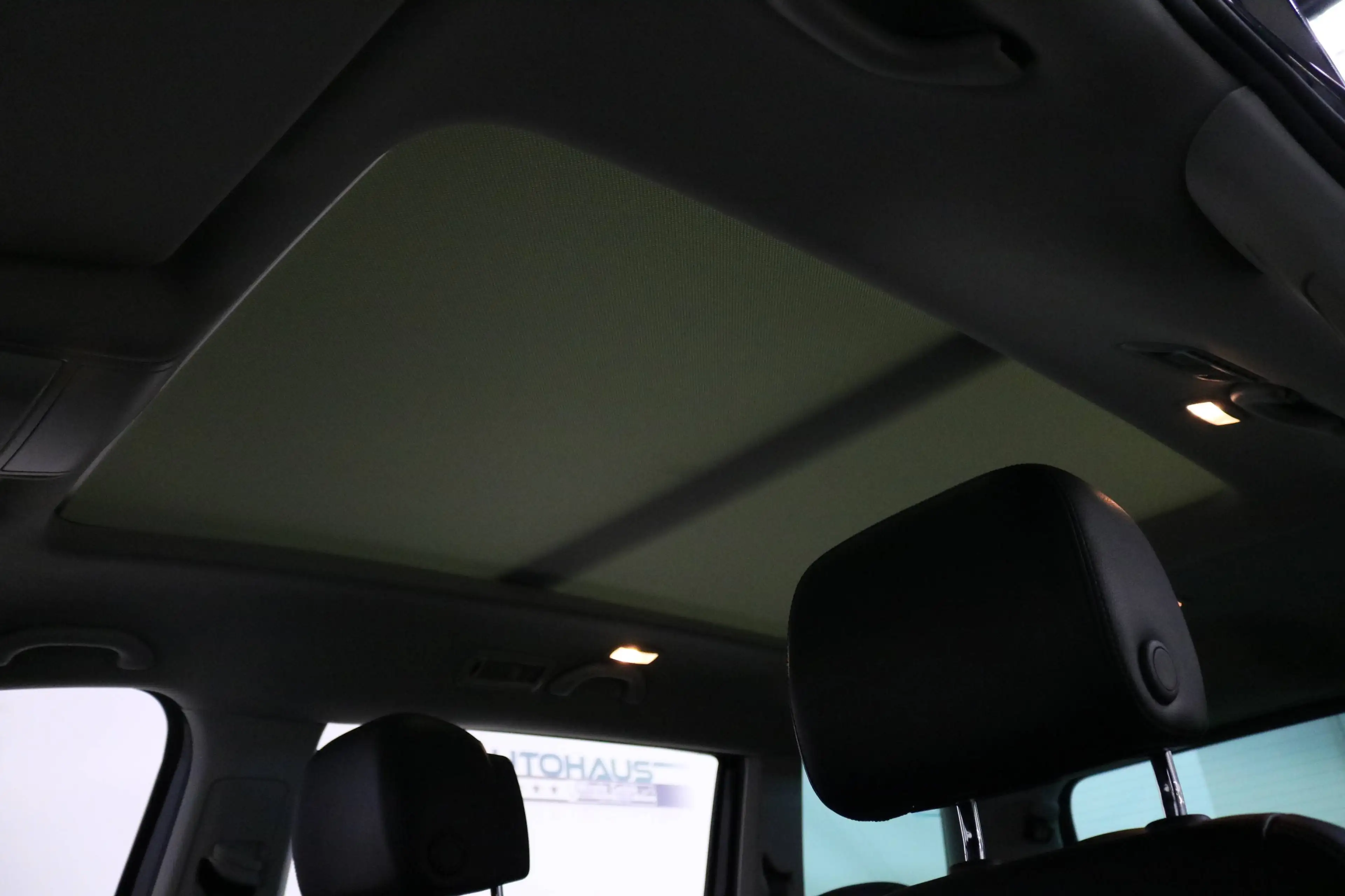 Volkswagen Sharan 2.0TDI Highline BMT 4Motion 7SITZER*NAVI*PANO*SHZ*LEDER*LED*XENON*PDC*u.v.m — photo 8