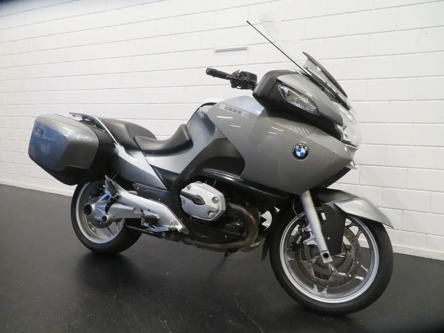 BMW R 1200 RT FULL! RADIO CRUISE BC ENZ Plateado - 2