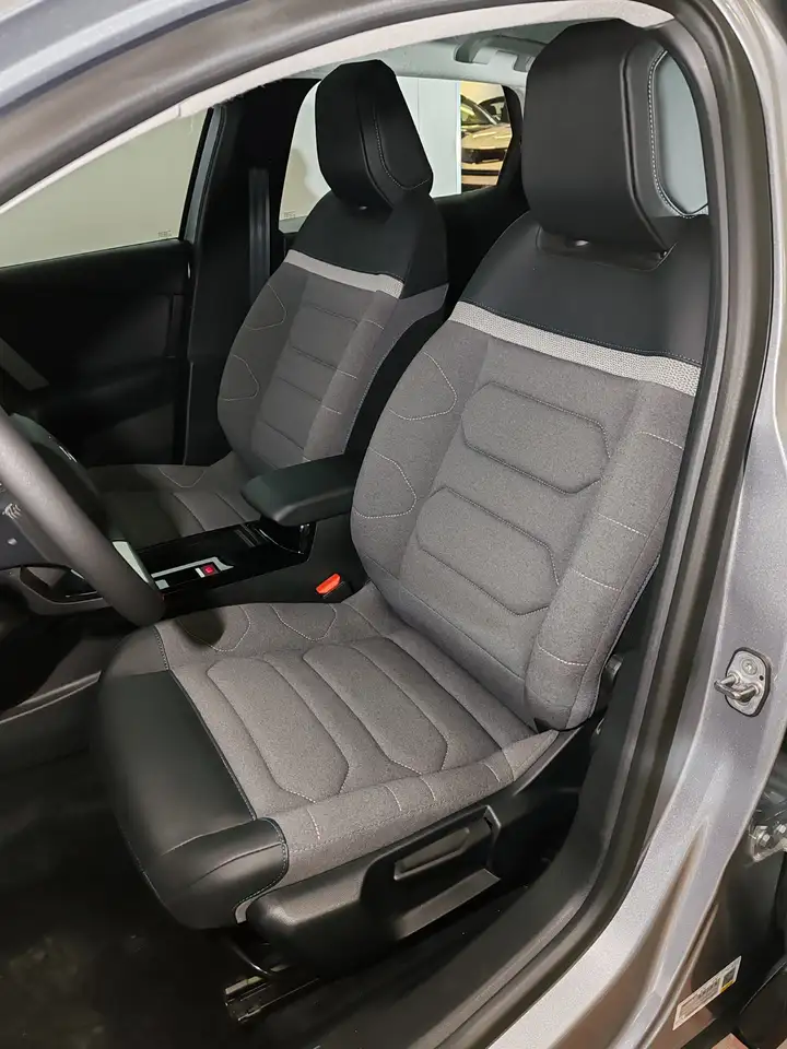 Citroen C4 1.2 130cv Plus + Car Play + Telecamera+ Cerchi R18 14
