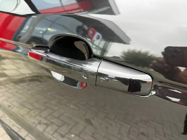 Land Rover Range Rover Sport view 9