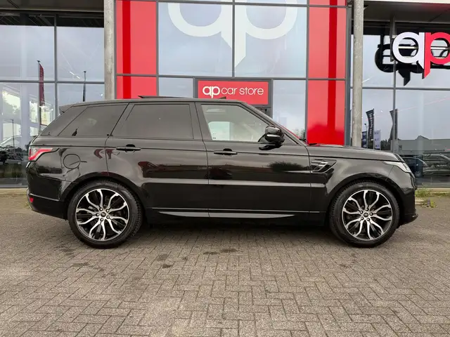 Land Rover Range Rover Sport view 4
