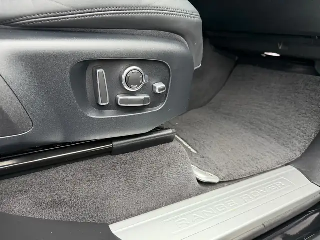 Land Rover Range Rover Sport view 24