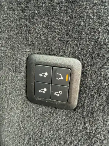 Land Rover Range Rover Sport view 28