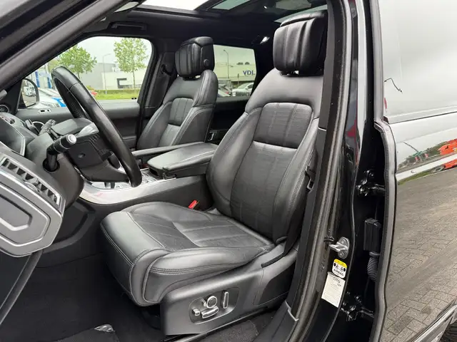Land Rover Range Rover Sport view 13