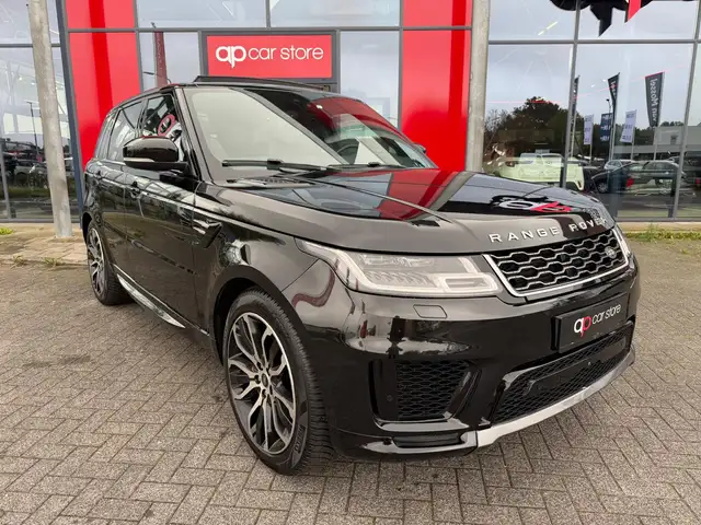 Land Rover Range Rover Sport view 3