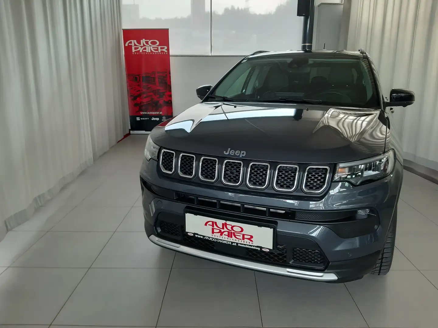 Jeep Compass 1.3 PHEV Limited 190 PS AT 4xe Grau - 2