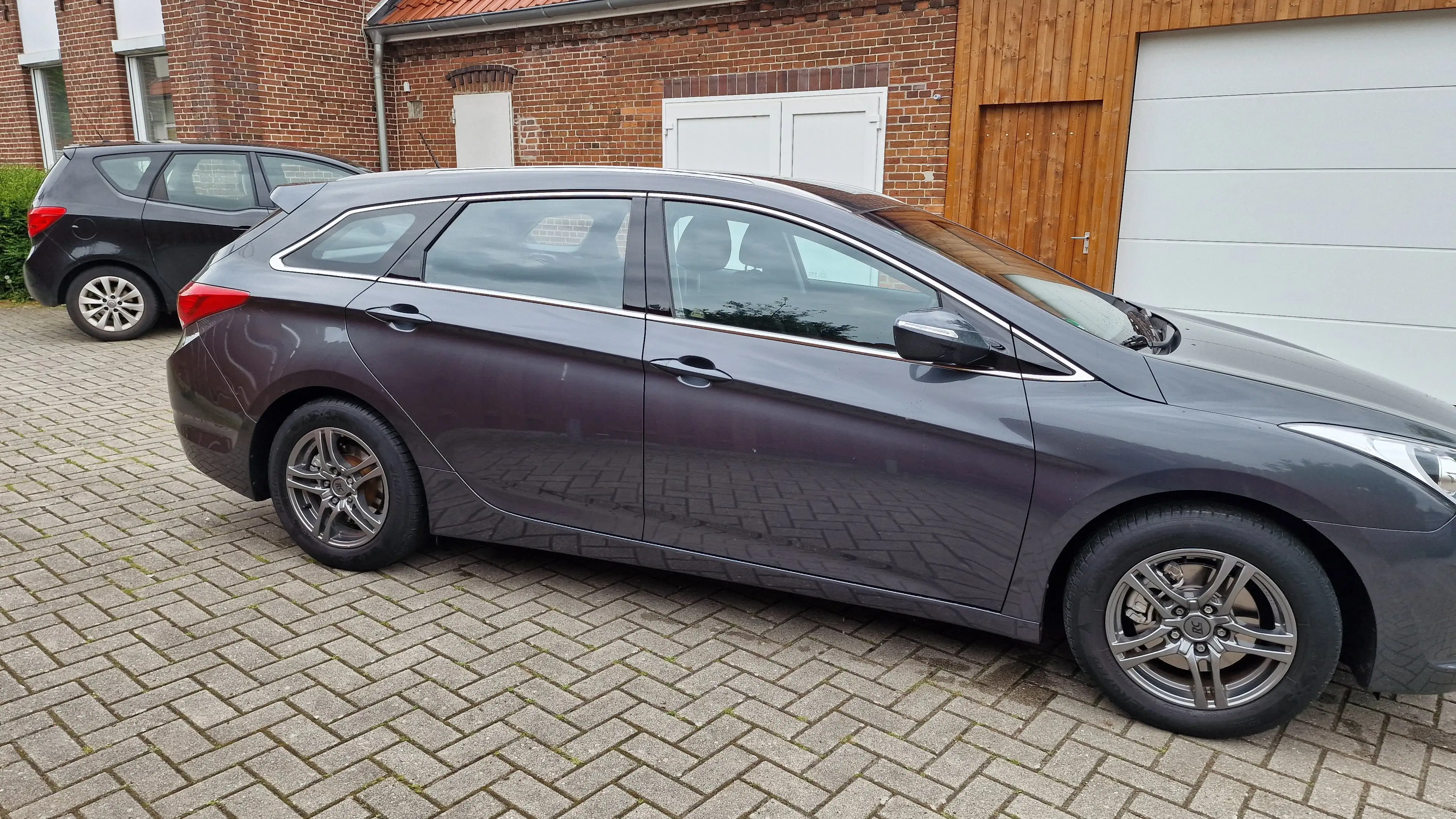 Hyundai i40 5 Star Edition (67Tkm) Tüv bis 04/2028 — photo 11